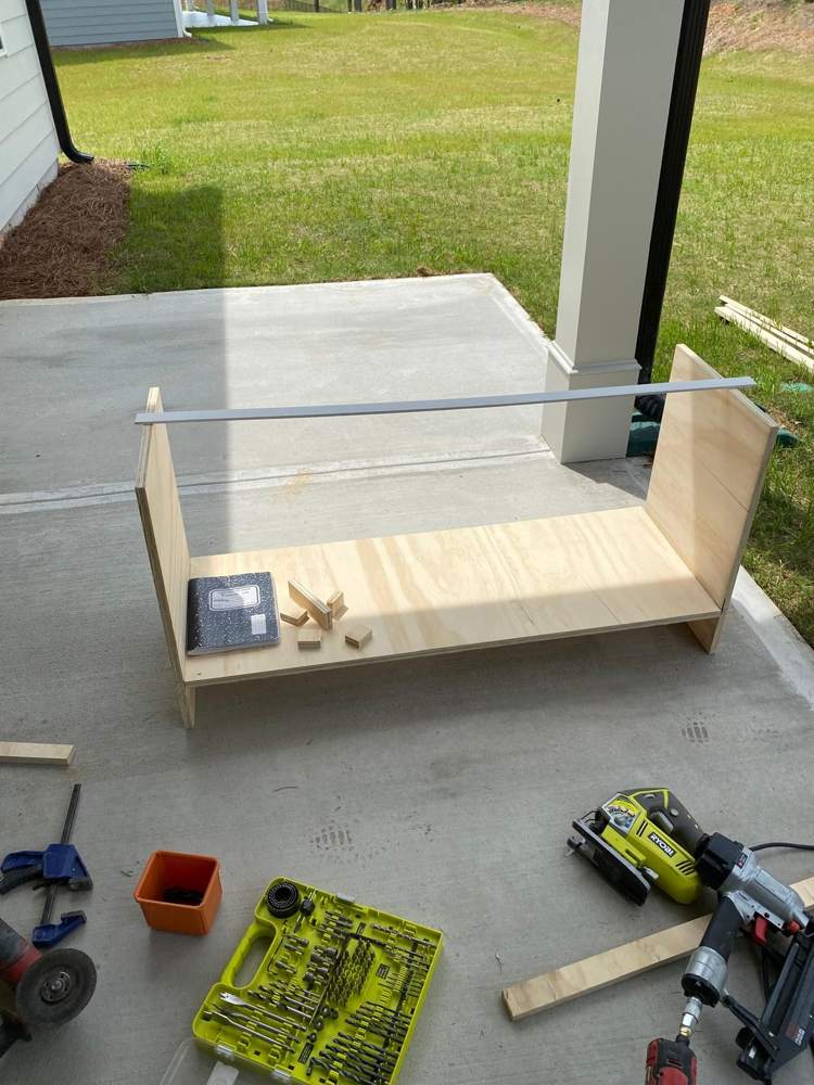 Mudroom bench and storage: Shop build